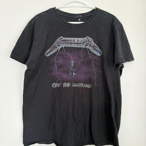 Metallica Ride The Lightning Graphic Band Tee Black LG